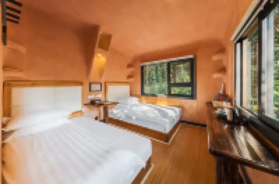 九州宿場(英徳天門溝宿場樹屋村)