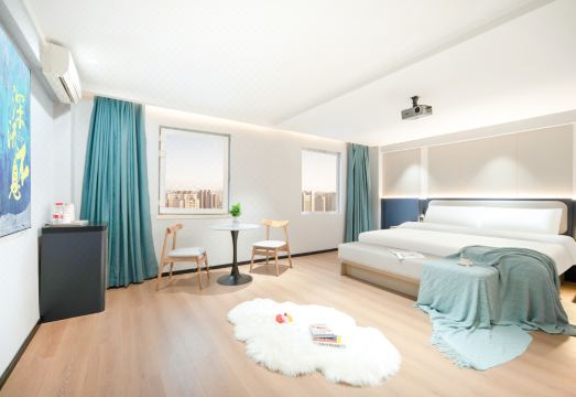 Home Inn Suotelanna (Chongqing Shiqiapu Metro Station Branch)Hotel Overview