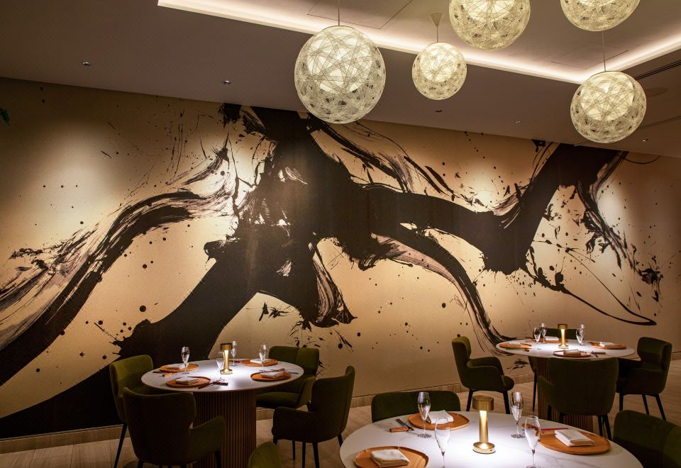 4. 카프리 바이 프..