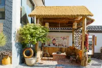 Xinxu Homestay (Lijiang Sanyi International Airport)