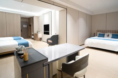 Elong R.YUN Hotel (Alar Shanghai Style Street Municipal Government) Отели в г. Алаэр