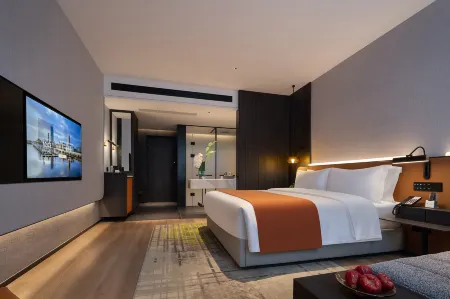 Huatian Holiday Hotel Отели рядом с достопримечательностью «Loudi Vocational and Technical College»