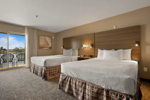 Executive Inn & Suites Oakland Hotels in Oakland