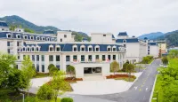 Yunhe Zhongda Langyuan Hotel Hotels near Zhejiang Radio & TV University Yunhe Branch (Ma'anshan Road)