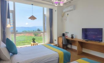Fuxian Lake Heizong Hotel