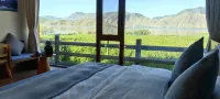 Trip.com Group Country Retreats (Cocoa Tuohai Yileimu Lake 300 B&B Joint Resort)