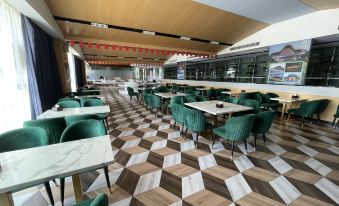 Wuhan Ihow International Hotel