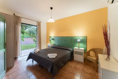 Residence I Mirti Bianchi Hôtels à proximité de : Tombe des géants