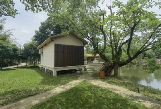 Mingyue Hotel (Miluo)