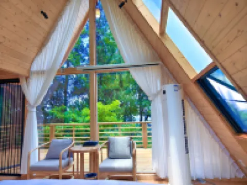 Han Shang, Guanshan Bieyuan Homestay