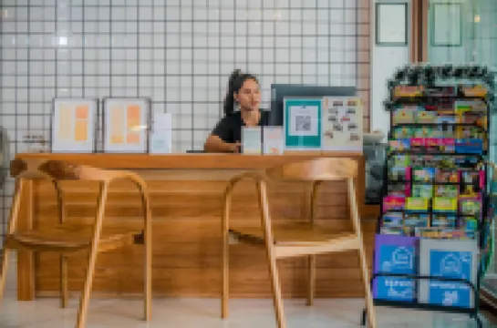 Tiya House Rooms & Cafe