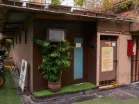 Victoria Court Hillcrest Hotels in Pasig