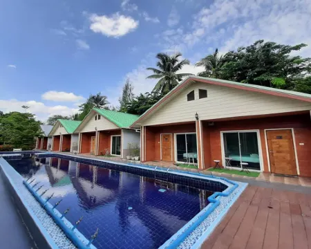 Phenwaree Amphawa Resort Hotels in Mueang Samut Songkhram
