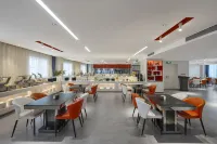 Aishang Hotel (Korla Transportation West Road People's Square Store)