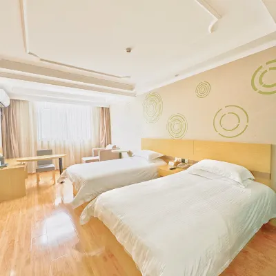 Watson Holiday Hotel (Jurong Renmin Road Gexian Lake Park)