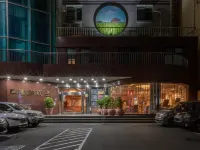Fu-Hsiang Hotel Hotels near Yilan Station