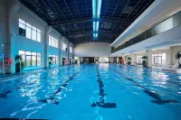 Chunshan Hotel - Pools