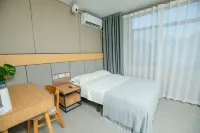 Cabin 605 Boutique Stay (Shanghai Pudong Airport Branch)