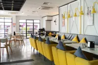 Manhattan Business Hotel Hotels in Emboodhu Finolhu