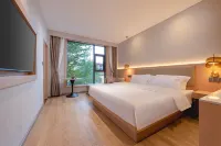 Litang Gaocheng Hotel - balcony