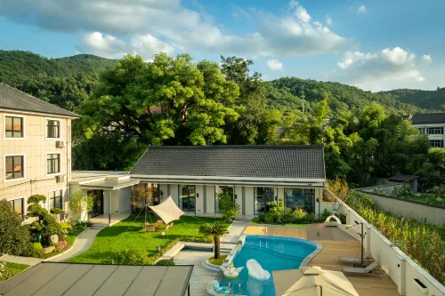 Tonglu Zhuzhang Qingshe B&B