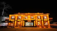 Hunyuan Zhiling Yijing Hotel (Beiyue Hengshan Scenic Area Zhenwu Temple) Các khách sạn gần Xuankong Temple