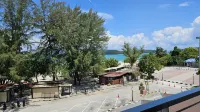 Cenang Plaza Beach Hotel - Ocean View