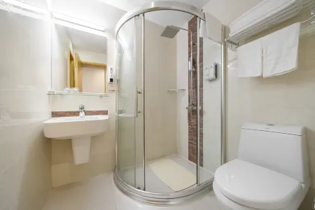 Sunkist International Hotel