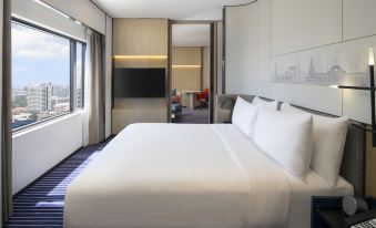 Crowne Plaza Bangkok Lumpini Park
