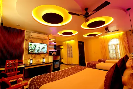 Aman Homestay, A Boutique Hotel Отели рядом с достопримечательностью «Tomb of I'timād-ud-Daulah»