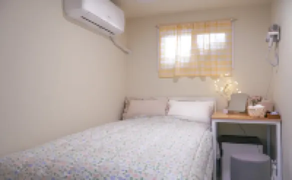 Near Seongsu · Safe Female Stay (3min from Subway)