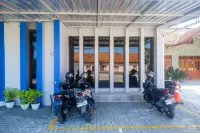 Hotel Andono Near Yia Mitra RedDoorz Hotels in Temon