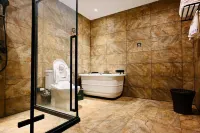Shanshan New Portuguese Wine House Hotel a Shanshan
