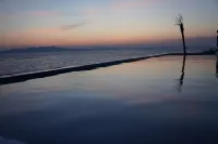 Chuxinlingshandao Homestay (Beacon Shop) - Infinity Pools