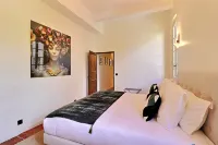 The Suite 26 - SPA - City Center