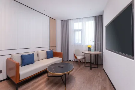 ECHARM Hotel (Huai'an First People's Hospital Branch) Отели в г. Хуайань