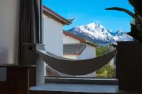 Lijiang Yulong Laixi Mountain View Homestay