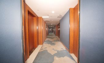 Suining River Language City Hotel