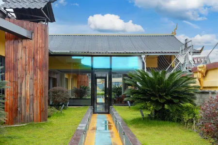 Menglian Mengjiang Hotel Отели в г. Менлянь