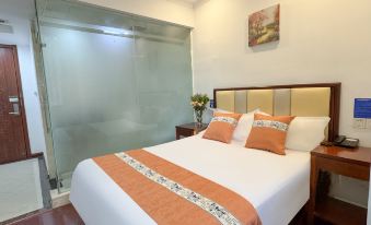 DREAM HOTEL