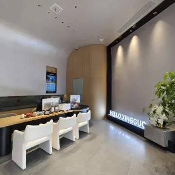 Cloud Hotel(Emerald Plaza Branch）