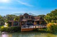Luxury 5 Bedroom Villa Close to Beach (Srs)