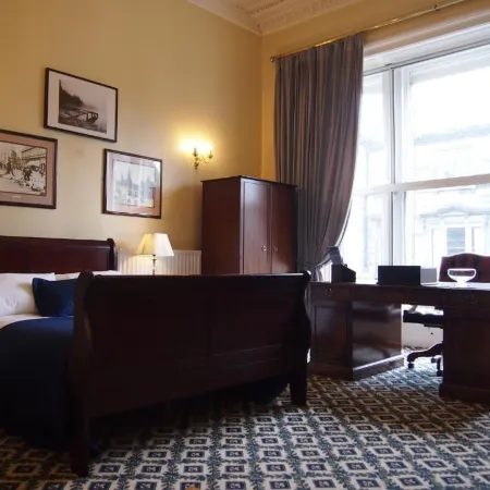 Thistle Hotel