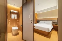 Homeinn Selected Hotel (Ningde Station Hongxing Meikailong)