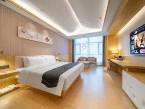 Jianguo HIDDEN Hotel (Hotan Night Market Tuanjie Square)