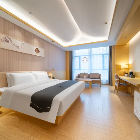 Jianguo HIDDEN Hotel (Hotan Night Market Tuanjie Square)