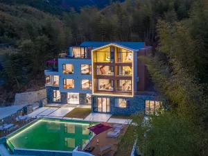 Fuyao · Tianzhu Mountain View Pool Resort Homestay