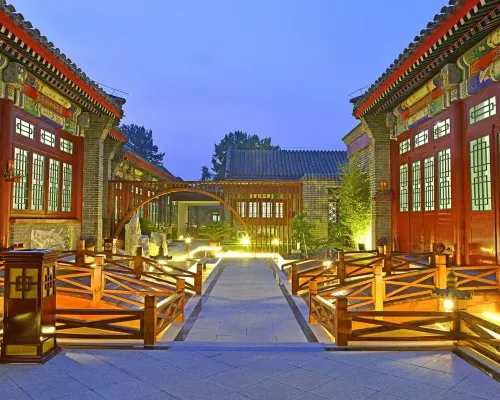 โรงแรมจู้เจีย ฉินหวงต้าว (เมืองโบราณด่านแรกใต้ฟ้า เขตทิวทัศน์ ซานไห่กวน) โรงแรมในฉินหวงต้าว