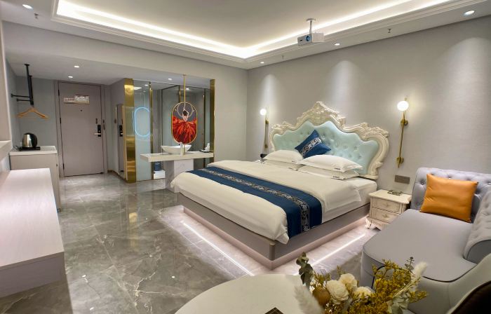 Huanjiang Huayi Hotel