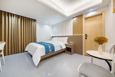 Weiyuna Hotel Отели рядом с достопримечательностью «Xinan Park (Southwest Gate)»